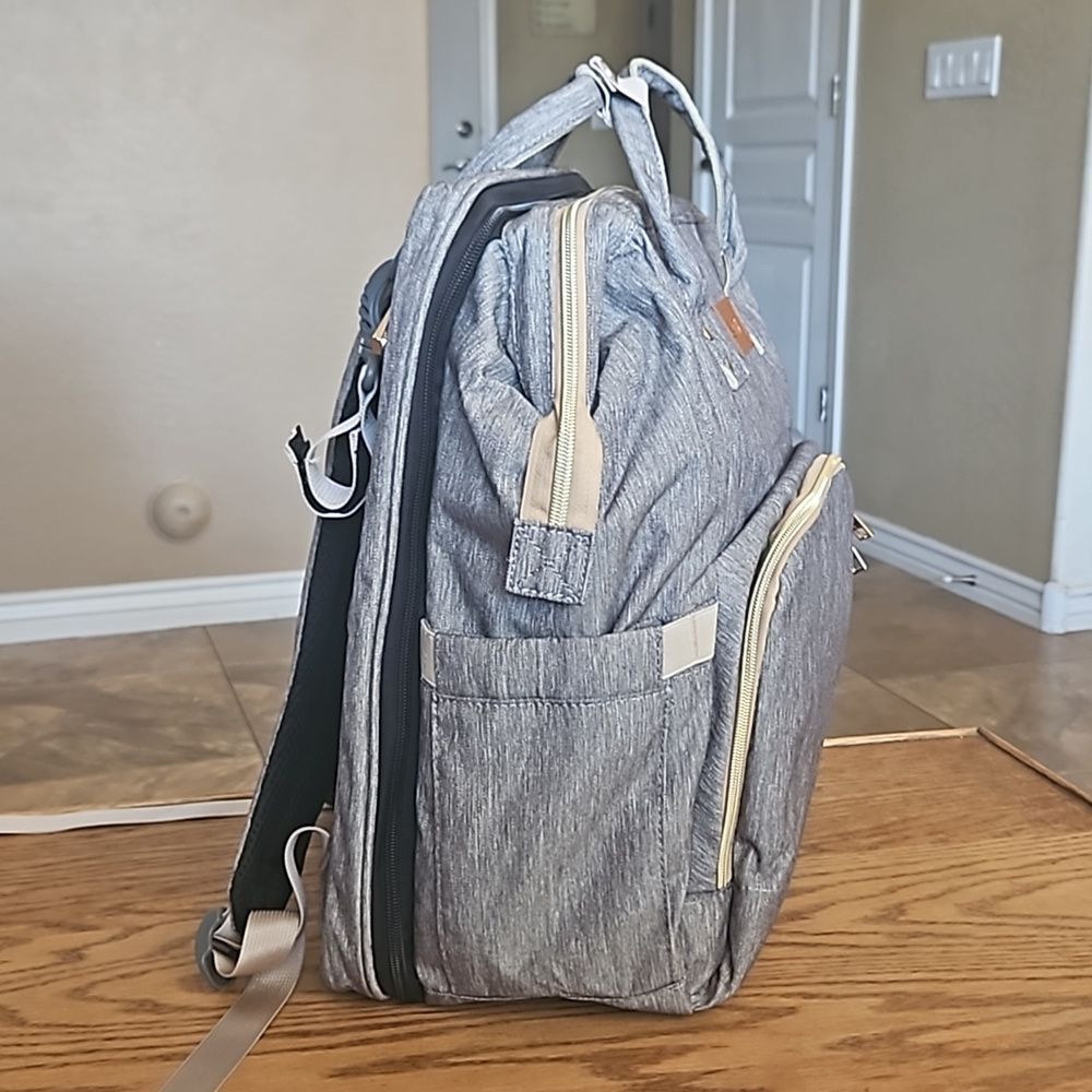 Debug Baby Diaper Bag with Built in Changing Station in Gray - Picture 4 of 15